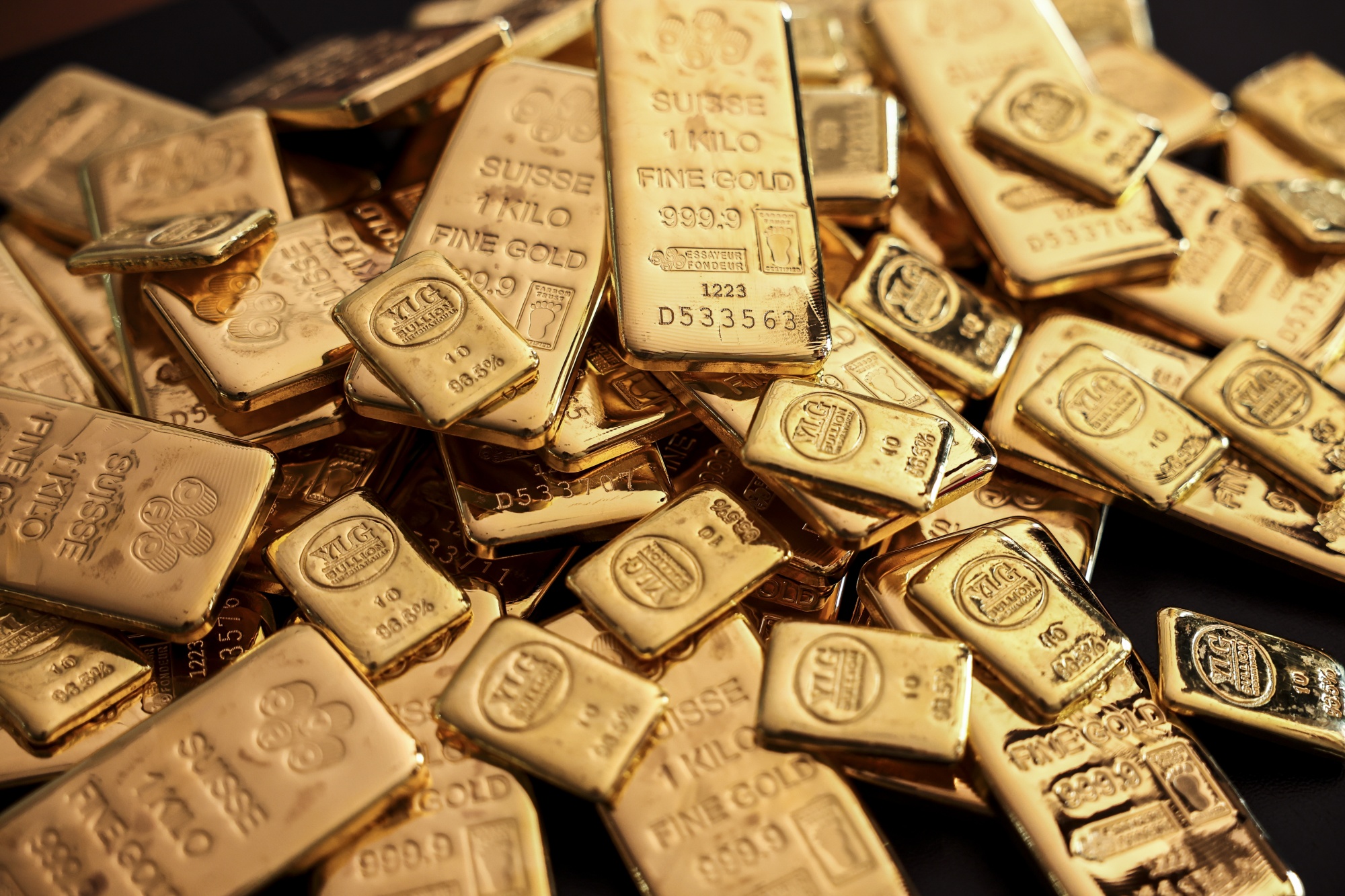 Giá vàng nhẫn cao lịch sử, vàng miếng chênh thế giới 18 triệu đồng/lượng - Nhịp sống kinh tế Việt Nam & Thế giới