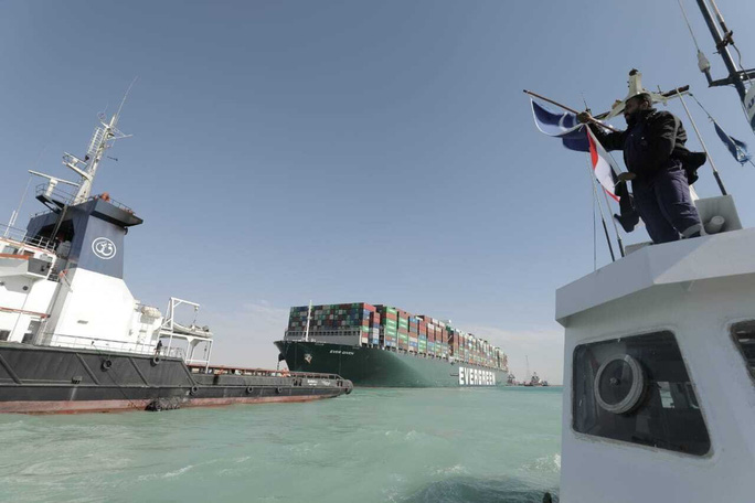 Ai Cập bồi thường hơn 1 tỷ USD vì vụ tàu Ever Given mắc kẹt ở kênh đào Suez